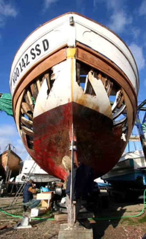 boat-repair-italy2
